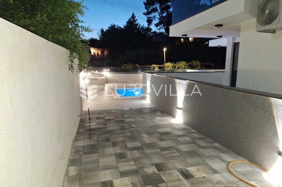 Apartmán Na predaj - Splitsko-dalmatinska Jelsa