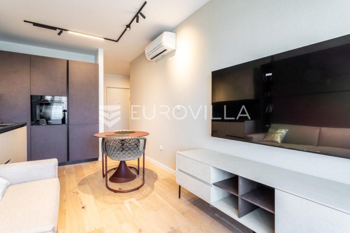Apartma Za najem - Splitsko-dalmatinska Split - foto 4/15