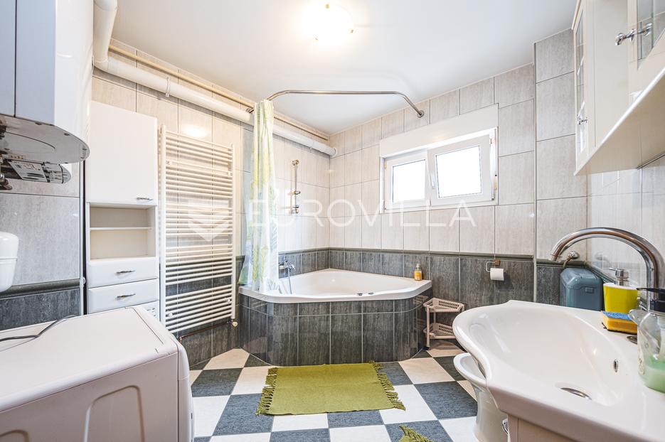 Appartement À vendre -  Maksimir