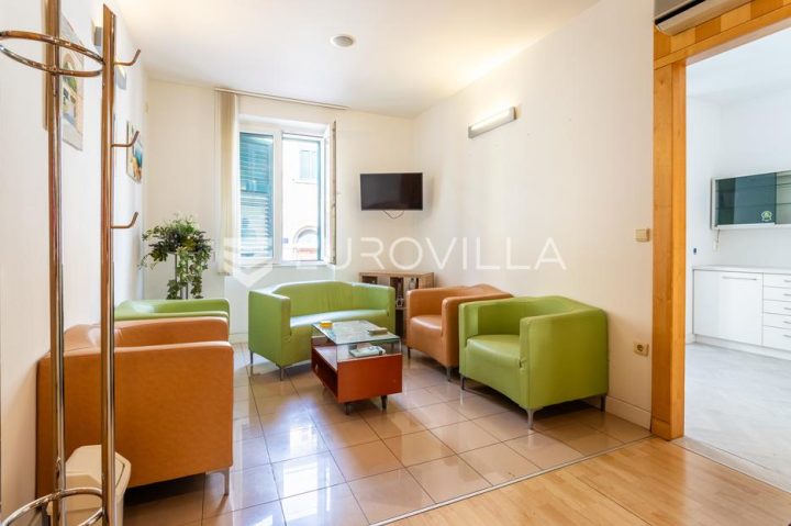 Komerčné na predaj 80 m² – Bačvice