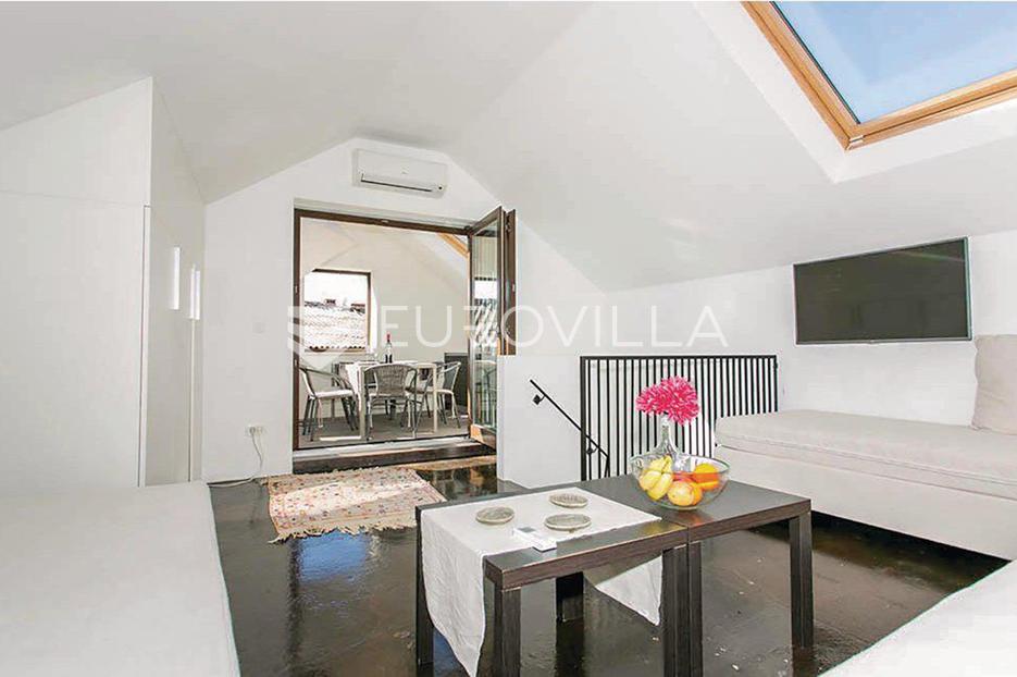 Casa In vendita -  Zadar