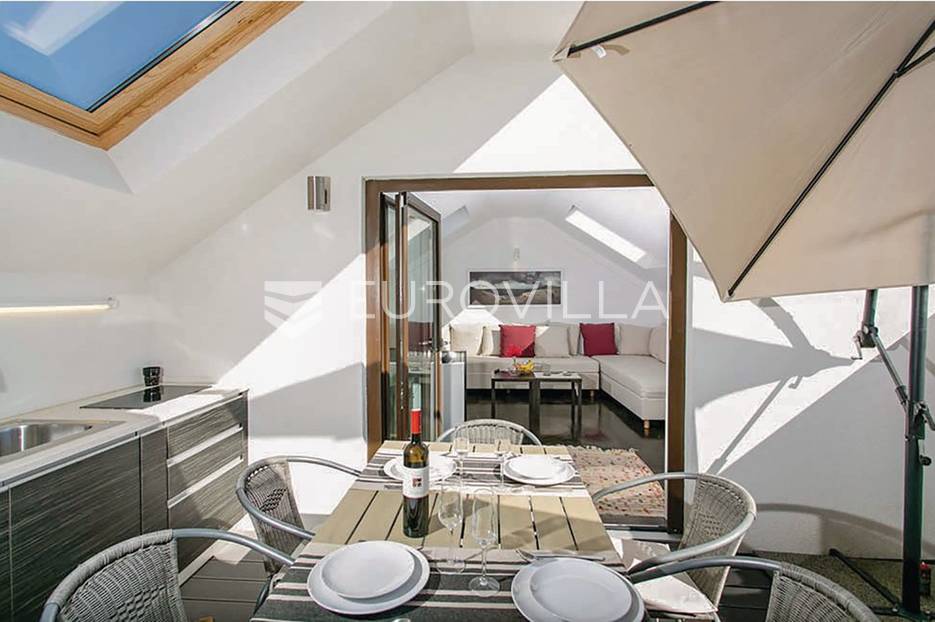 Casa In vendita -  Zadar