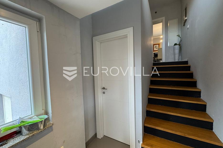 Flat For sale - Osječko-baranjska Đakovo