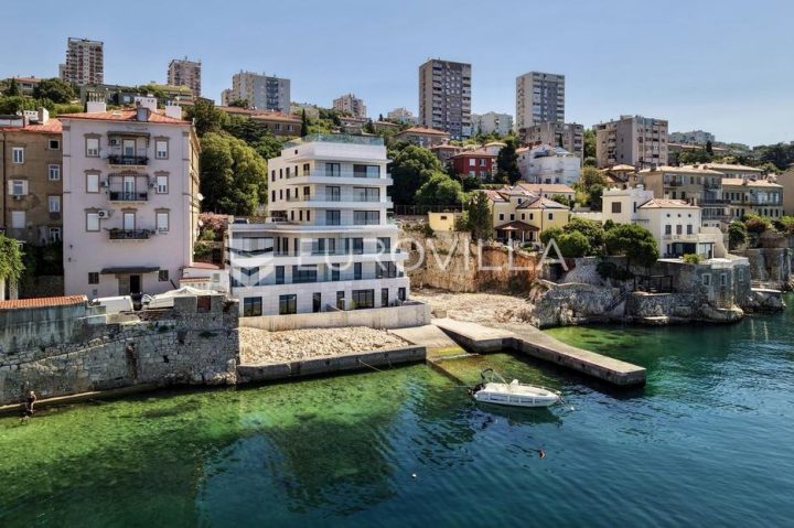 Apartma na predaj 200 m² – Pećine