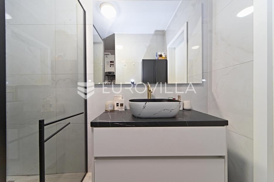 Apartmán Na predaj -  Osijek