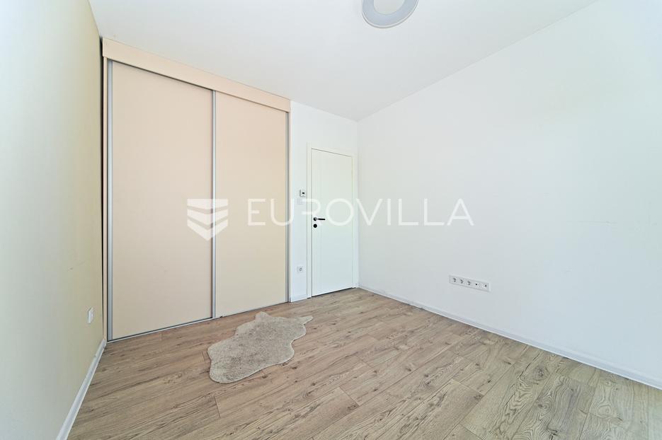 Apartmán Na predaj -  Osijek