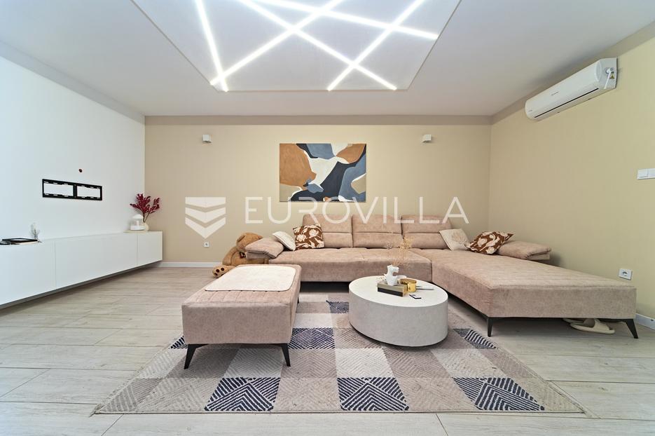 Apartmán Na predaj -  Osijek