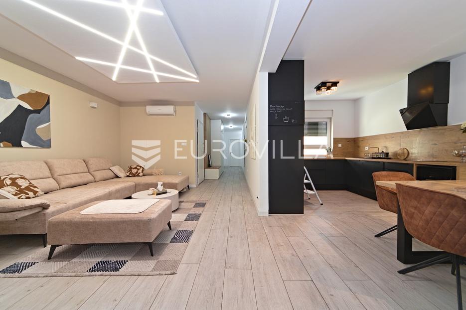Apartmán Na predaj -  Osijek