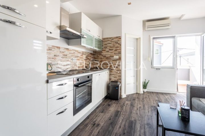 Appartamento Da affittare - Splitsko-dalmatinska Podstrana - foto 4/8