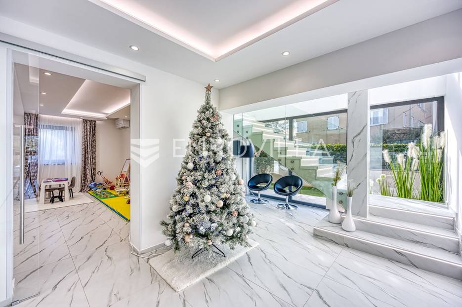 Kuća Na prodaju -  Rovinj