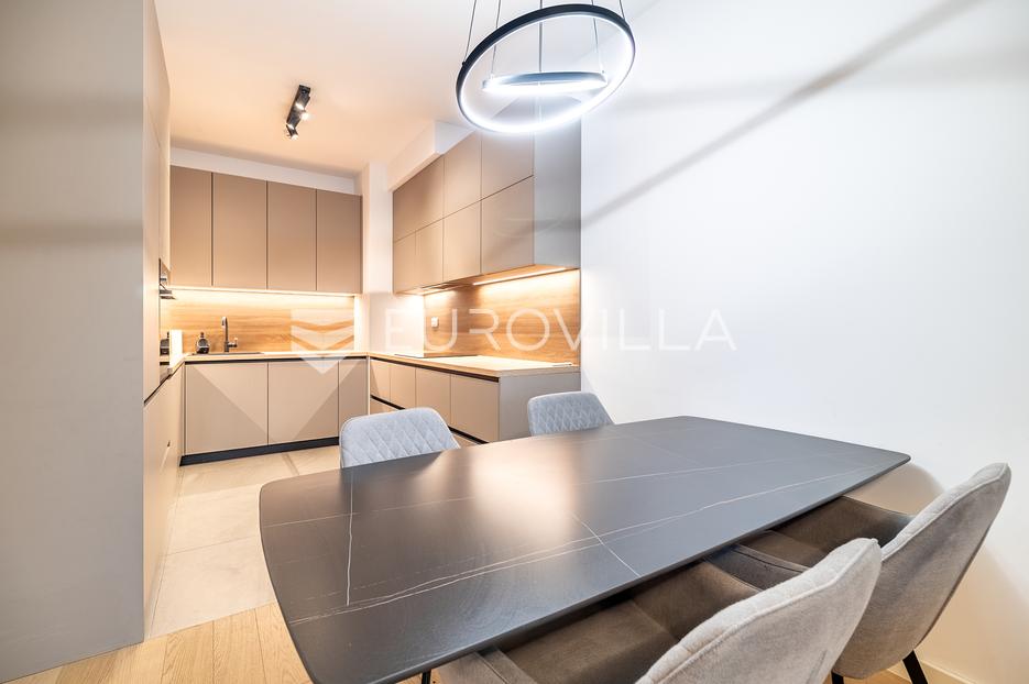 Appartement À vendre Peščenica