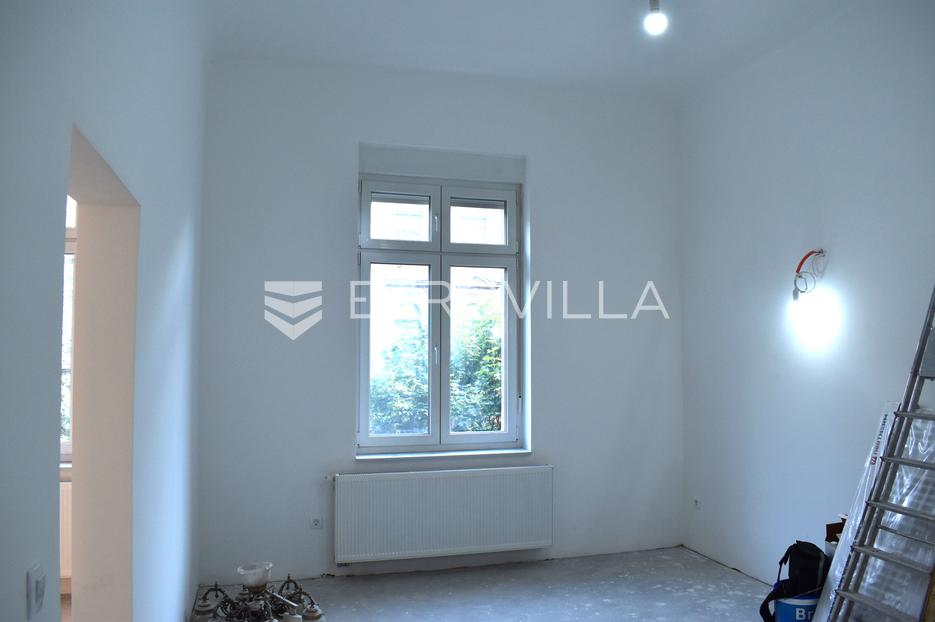 Flat For sale -  Donji Grad