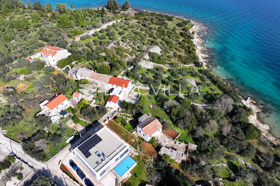 House For sale -  Preko