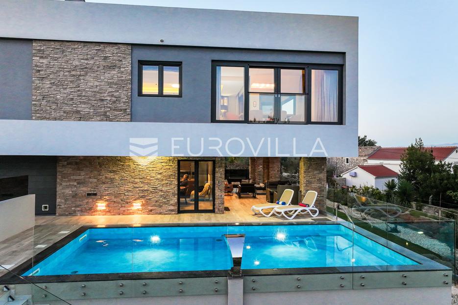 House For sale -  Preko