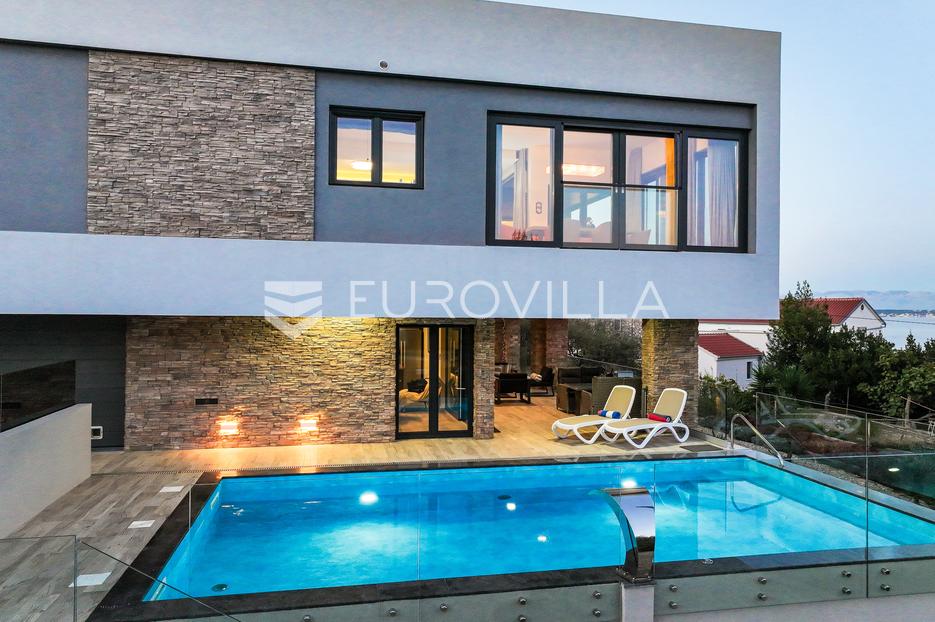House For sale -  Preko