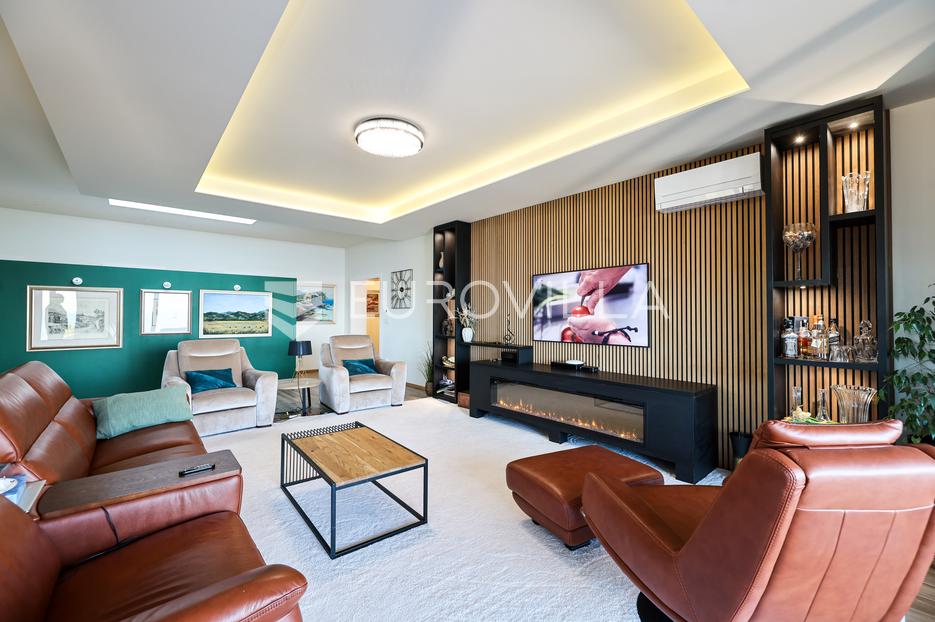 House For sale -  Preko