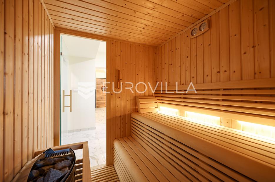 House For sale -  Preko