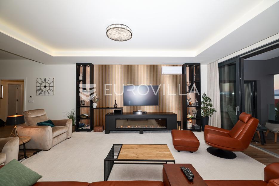 House For sale -  Preko