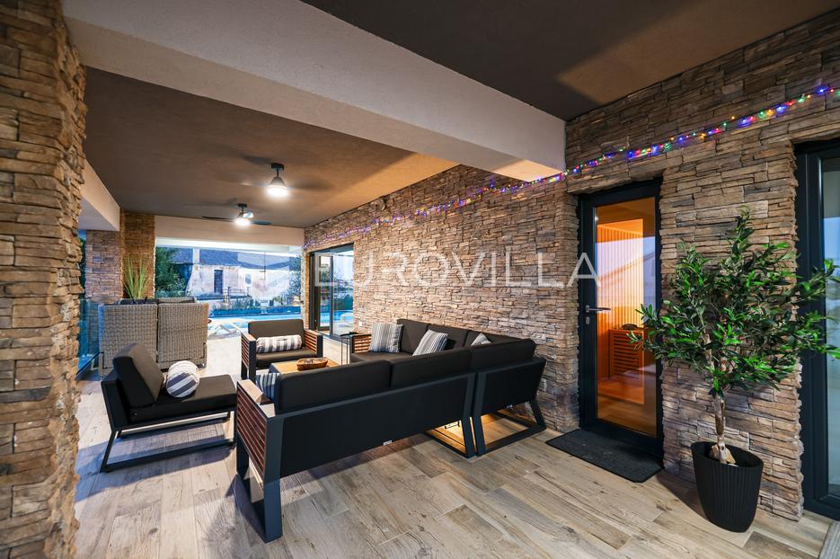House For sale -  Preko