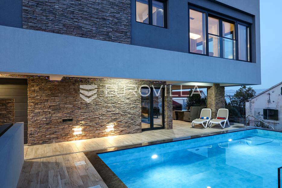 House For sale -  Preko