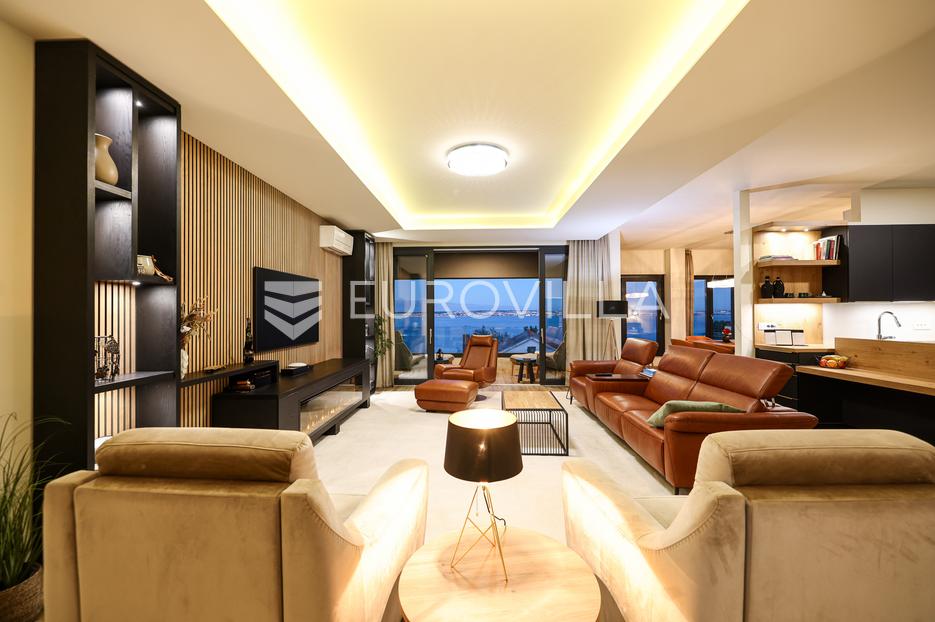 House For sale -  Preko