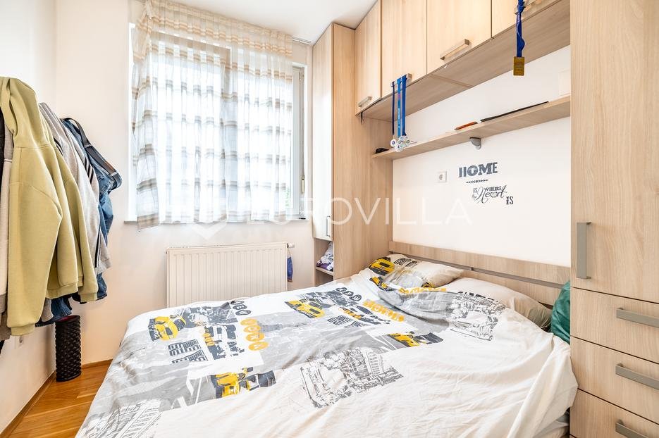 Apartma Naprodaj - Grad Zagreb Stenjevec