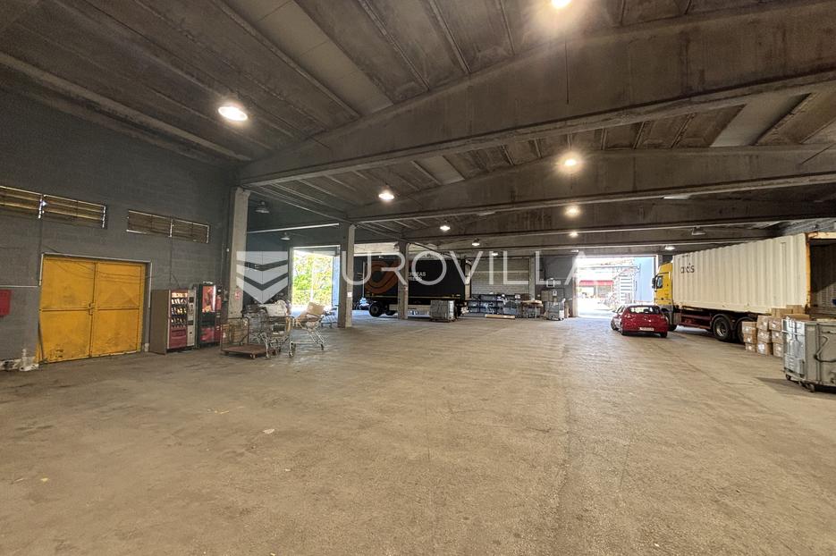 Business premises For sale -  Pazin