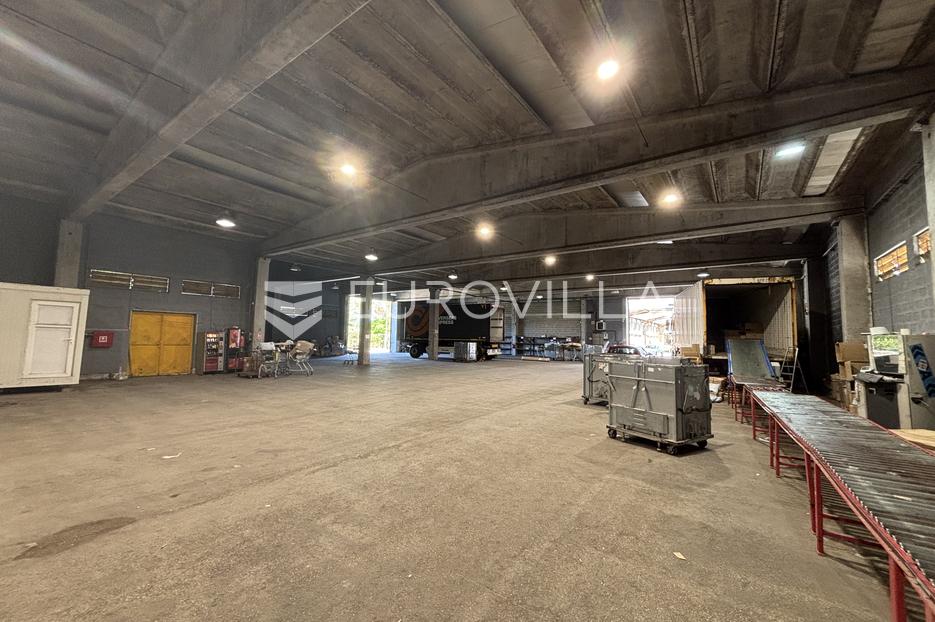 Business premises For sale -  Pazin
