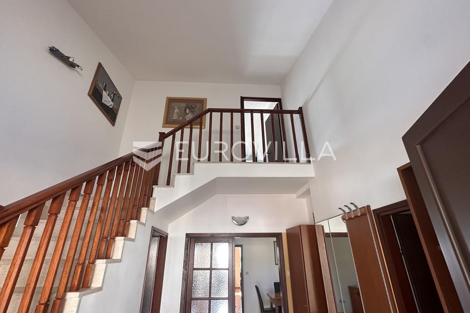 Casa In vendita -  Medulin