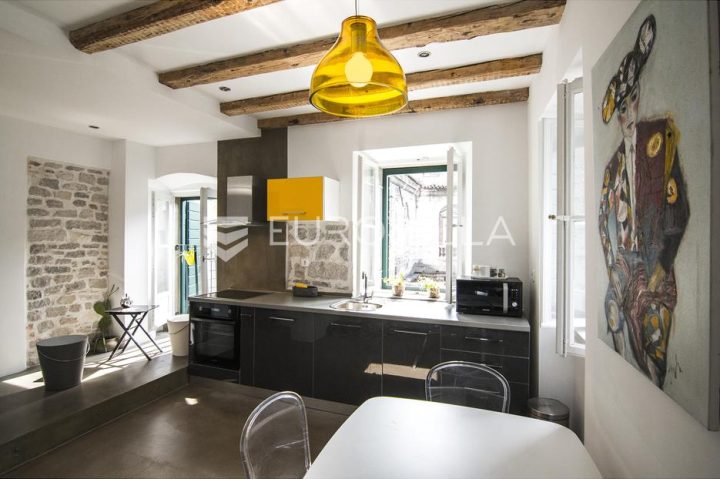 Apartmán na predaj 50 m² – Grad