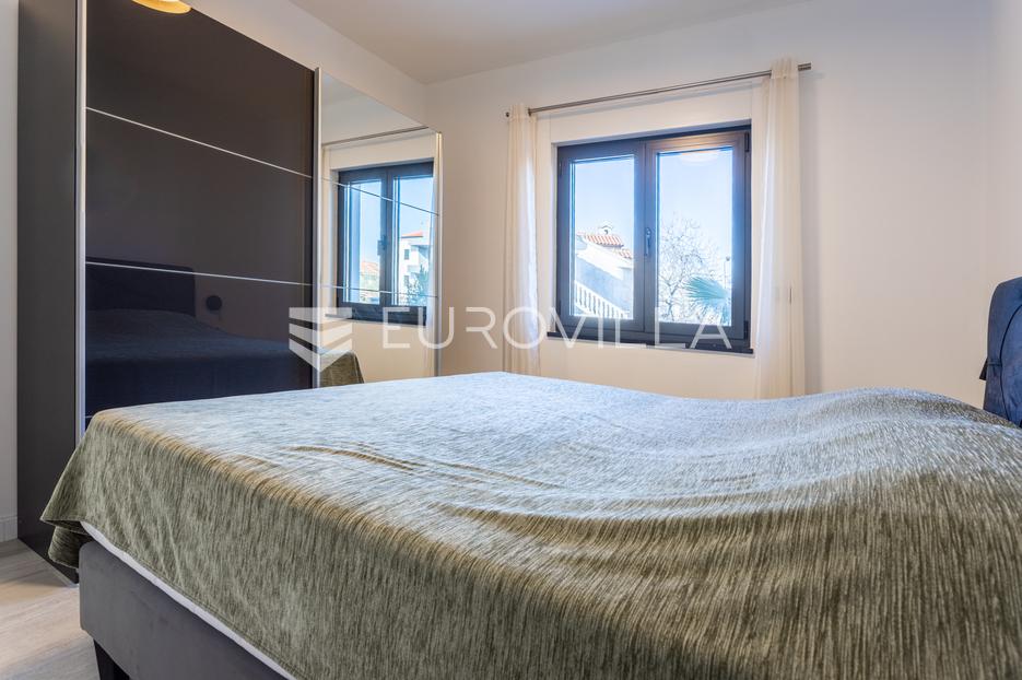 Kuća Na prodaju -  Vodice