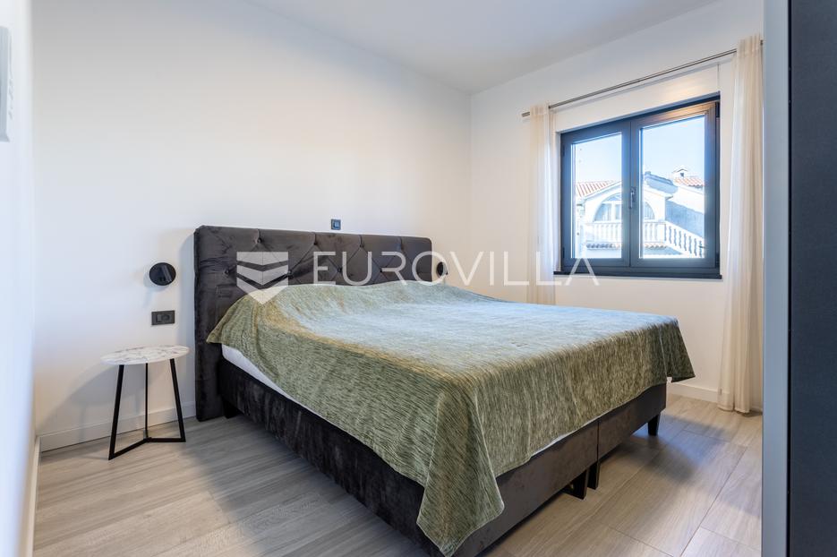 Kuća Na prodaju -  Vodice