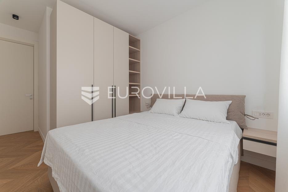 Apartma Naprodaj - Splitsko-dalmatinska Okrug