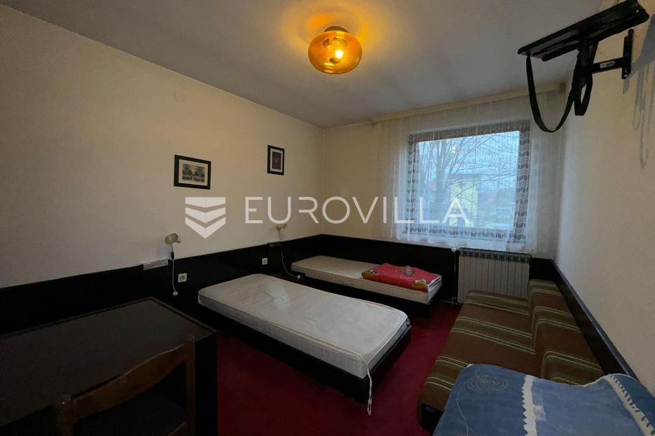 Lokal użytkowy Na sprzedaż -  Vrpolje