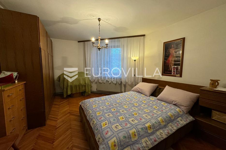 Lokal użytkowy Na sprzedaż -  Vrpolje