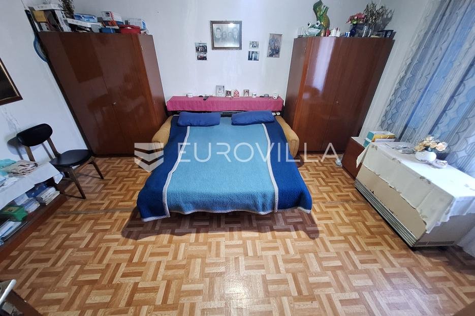 Haus Zu verkaufen - Karlovačka Karlovac - Okolica