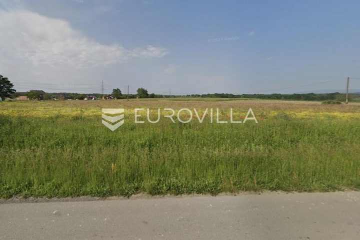 Grundstück zu verkaufen 4985 m² – Brezani