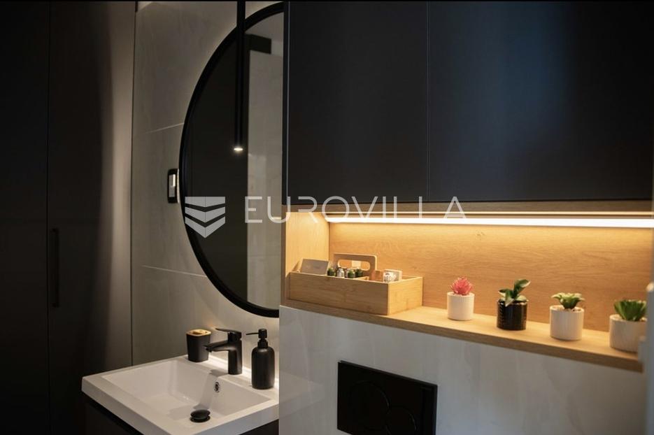 Appartement À vendre - Primorsko-goranska Opatija