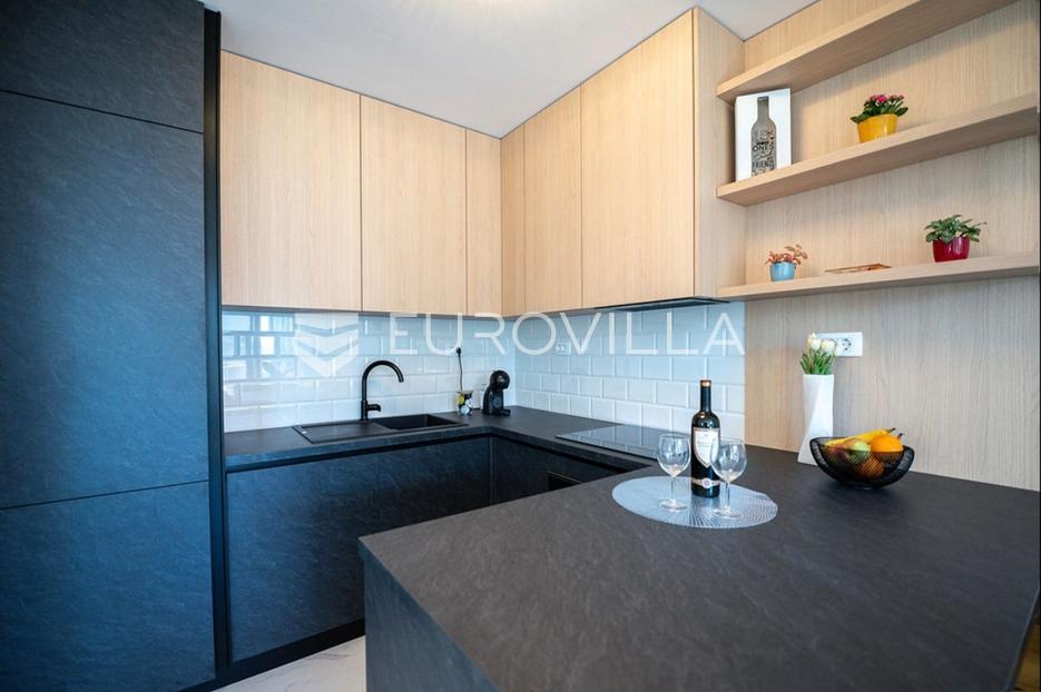 Appartement À vendre - Primorsko-goranska Opatija