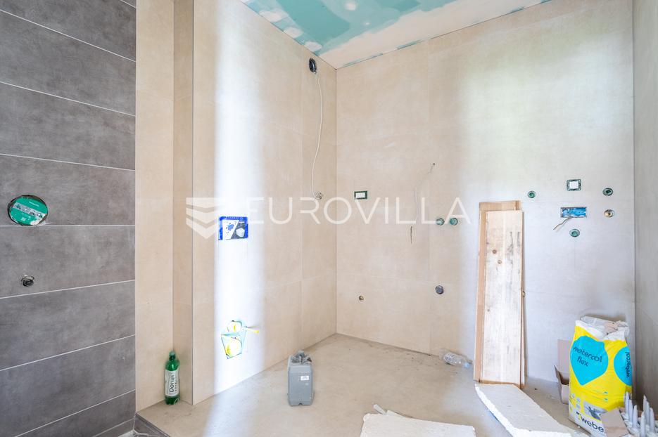 Flat For sale -  Podstrana
