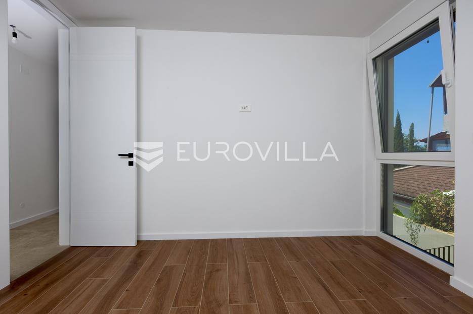 Appartamento In vendita - Primorsko-goranska Omišalj
