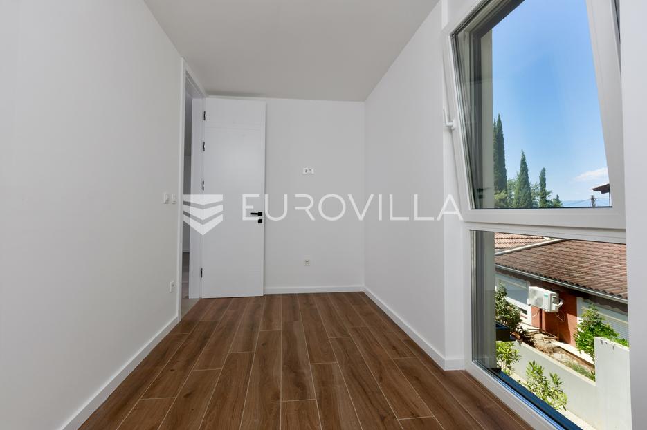 Appartamento In vendita - Primorsko-goranska Omišalj