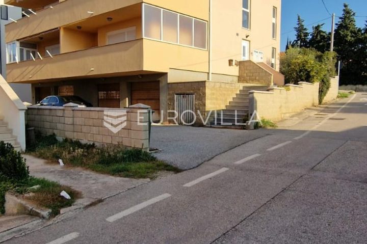 Apartment zu verkaufen 239 m² – Novalja