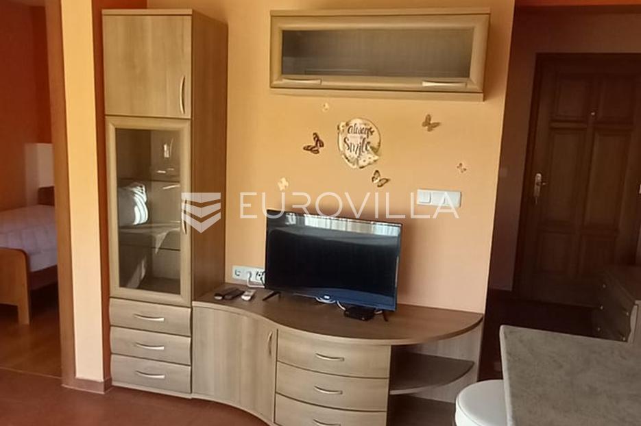 Apartment Zu verkaufen - Ličko-senjska Novalja