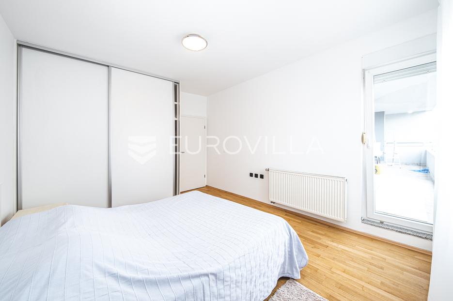 Apartma Na predaj -  Maksimir
