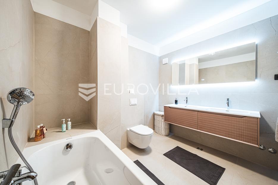 Apartma Na predaj -  Maksimir