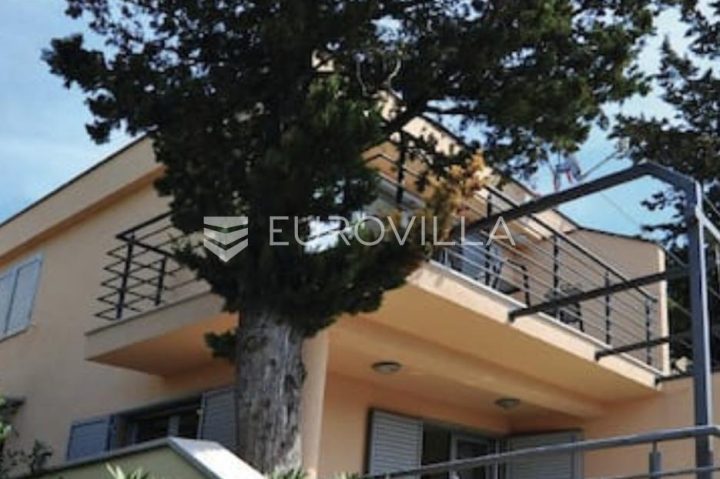House for sale 270 m² – Tisno
