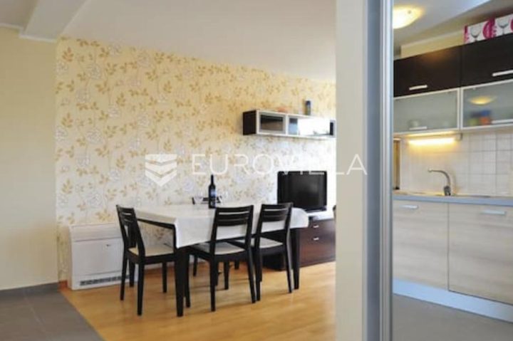 Casa In vendita - šibensko-kninska Tisno - foto 3/9