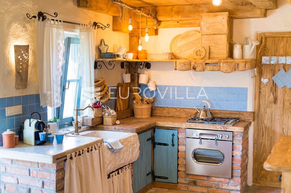 Kuća Na prodaju -  Malinska-Dubašnica