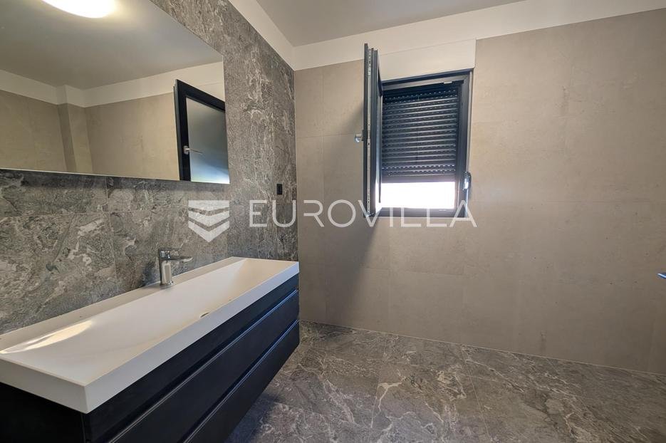 Locaux commerciaux À louer - Splitsko-dalmatinska Kaštela